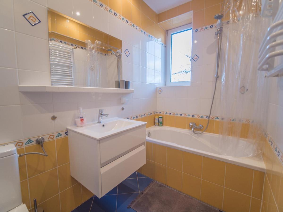 Krosna Street Apartament Гданск Екстериор снимка